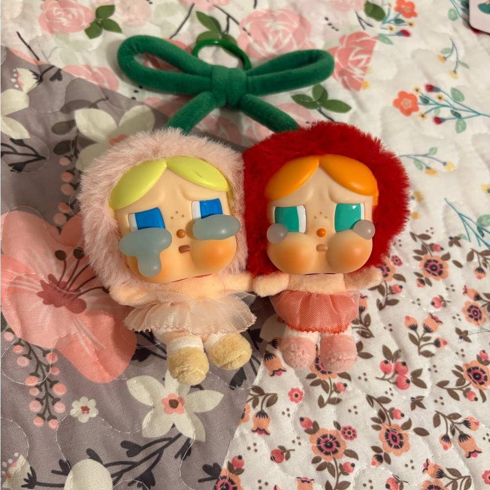 CRYBABY Crying For Love Series-Vinyl Plush Hanging Card (Love You Cherry Much)